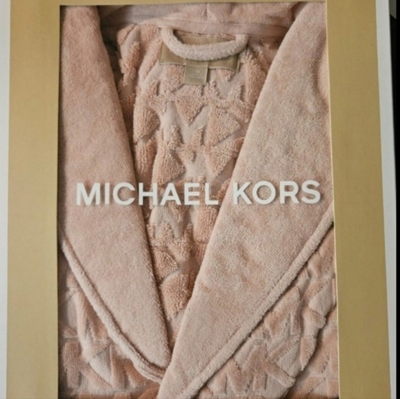 Micheal Kors Robe